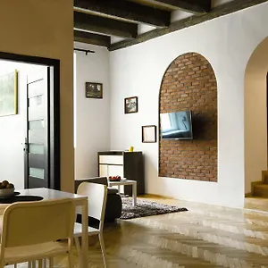 ספר כאן